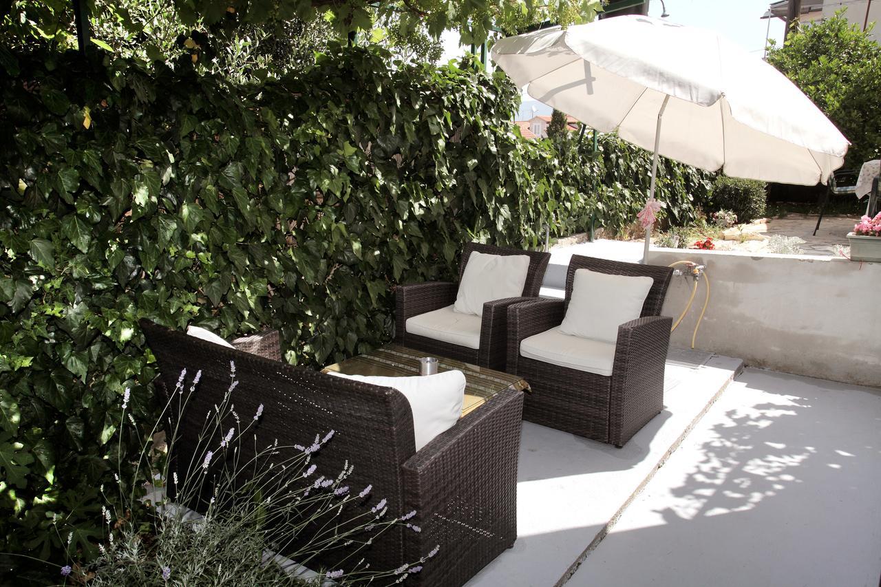 Apartment Eva Trogir Exterior photo