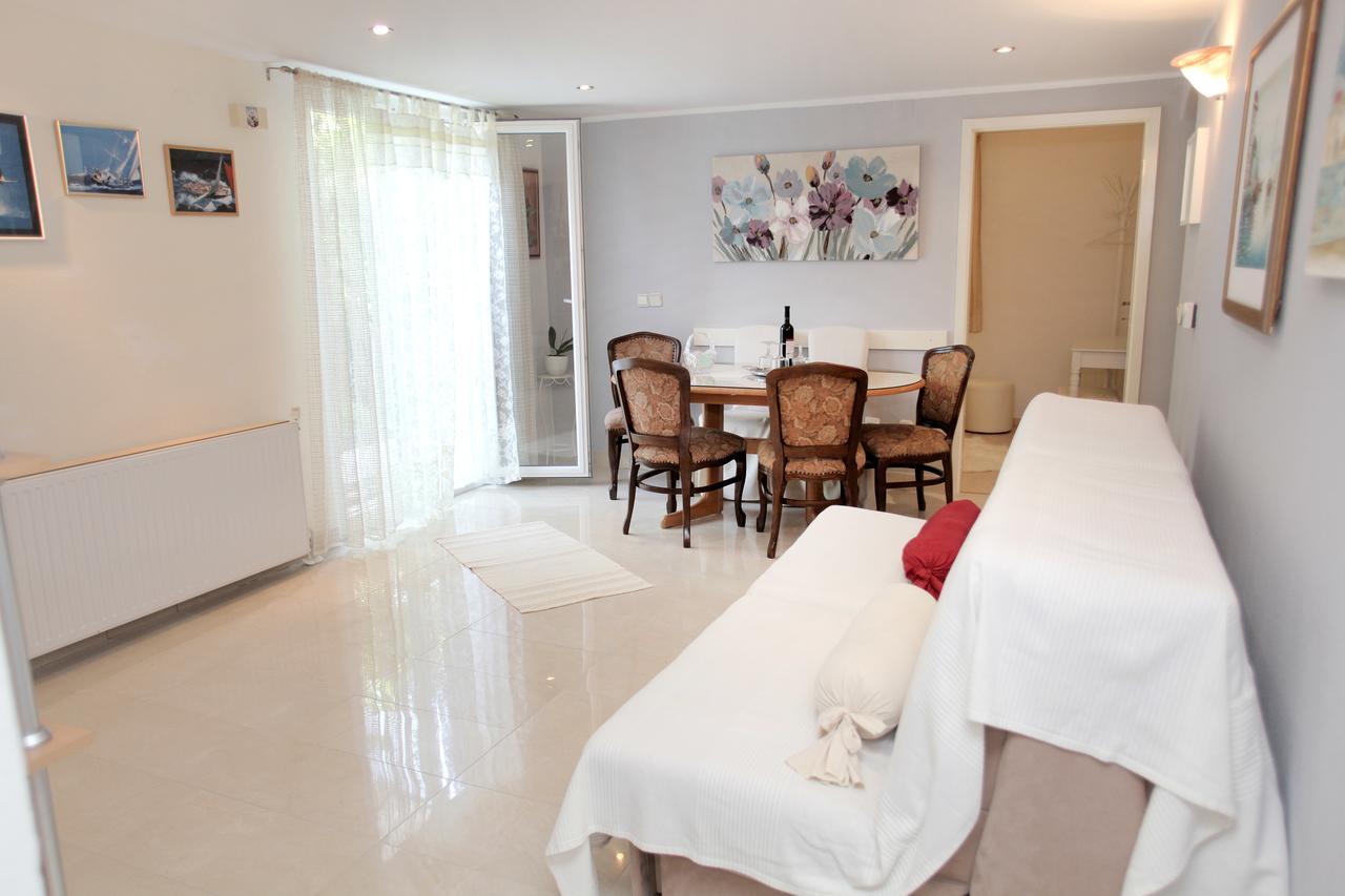 Apartment Eva Trogir Exterior photo